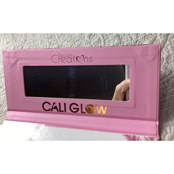 Beauty Creations Cali Glow Highlighter Palette w/Mirror*Malibu*Monica*Beach*NWB - Picture 3 of 4